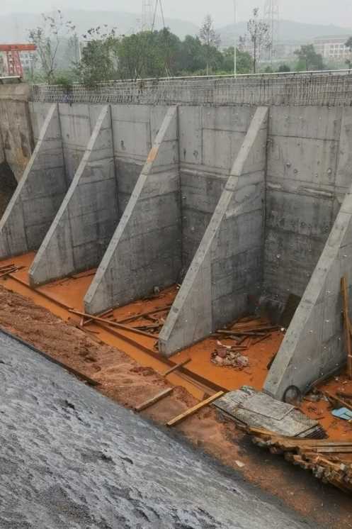 泰州姜堰锚杆式挡土墙
